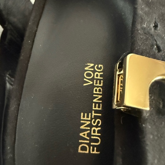 Diane Von Furstenberg Black Wedge Sandals - Picture 7 of 11